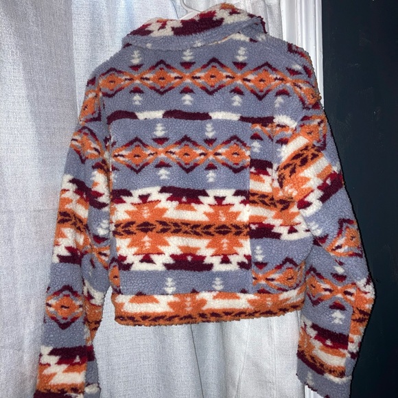 Outdoor jacket 🧥 - Picture 3 of 3